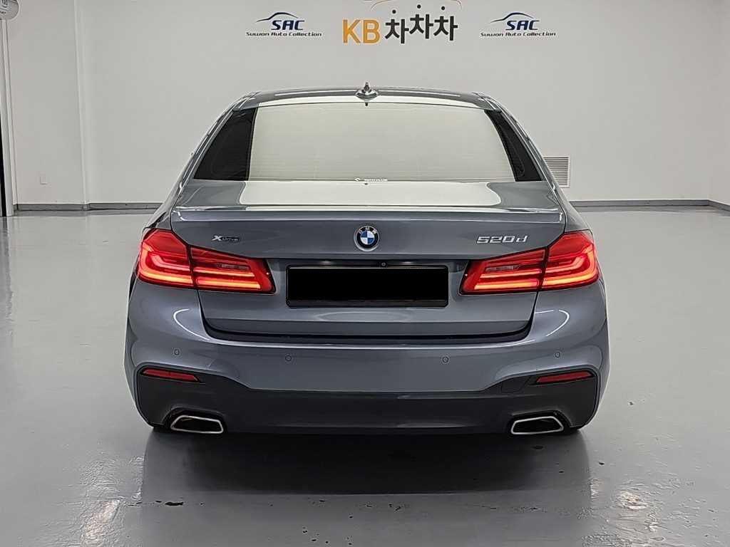 BMW 5-Series — photo 03