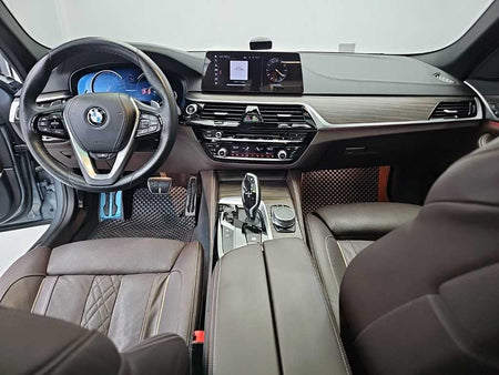 BMW 5-Series — photo 07