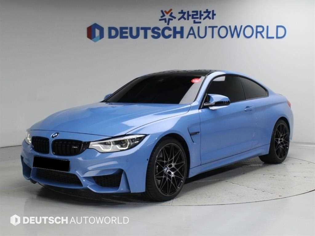 BMW M4 — photo 02