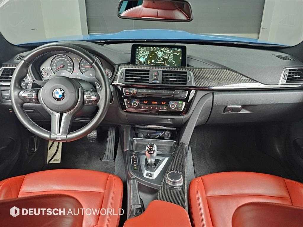 BMW M4 — photo 08
