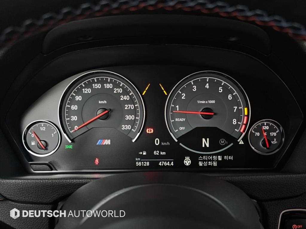 BMW M4 — photo 09