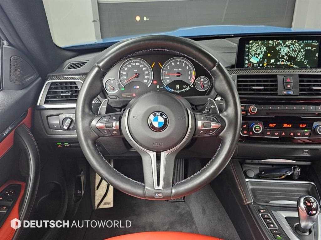BMW M4 — photo 14