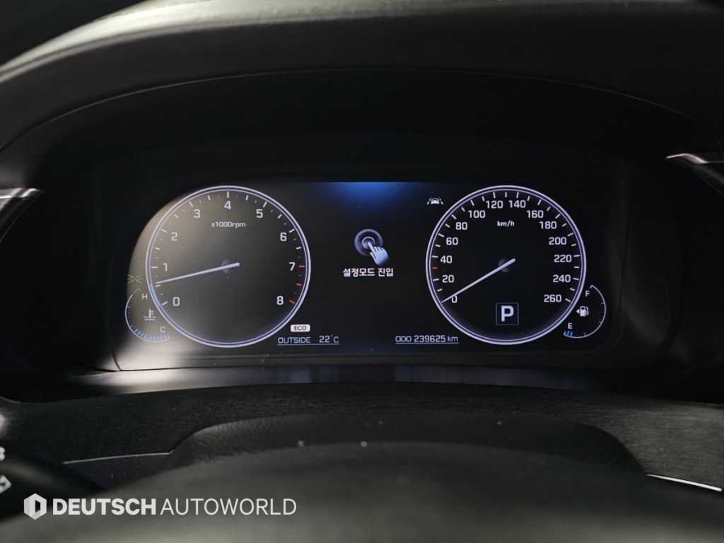 Hyundai Equus — photo 08