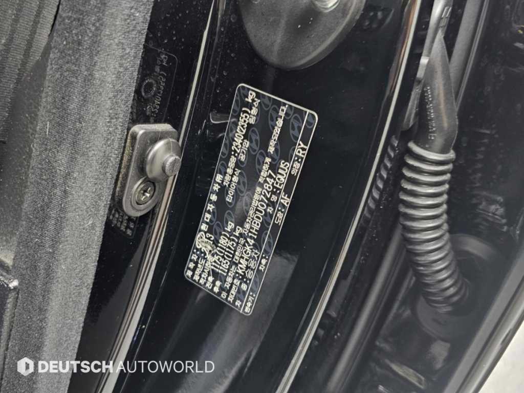 Hyundai Equus — photo 20