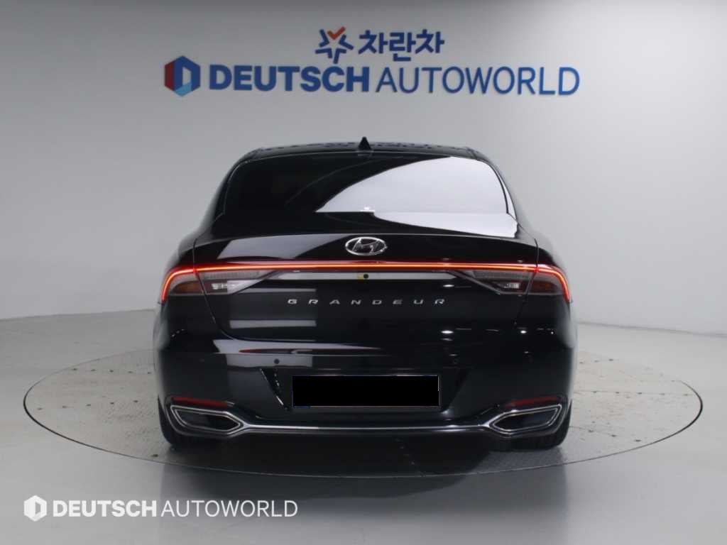 Hyundai Grandeur — photo 04