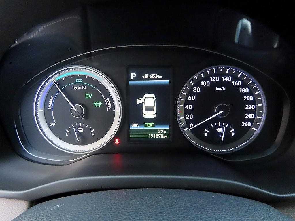 Hyundai Grandeur — photo 09