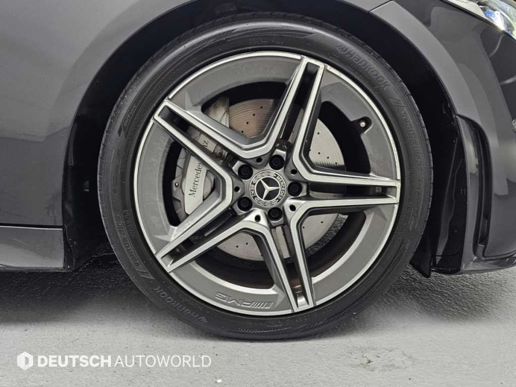 Mercedes-Benz CLS-Class — photo 05
