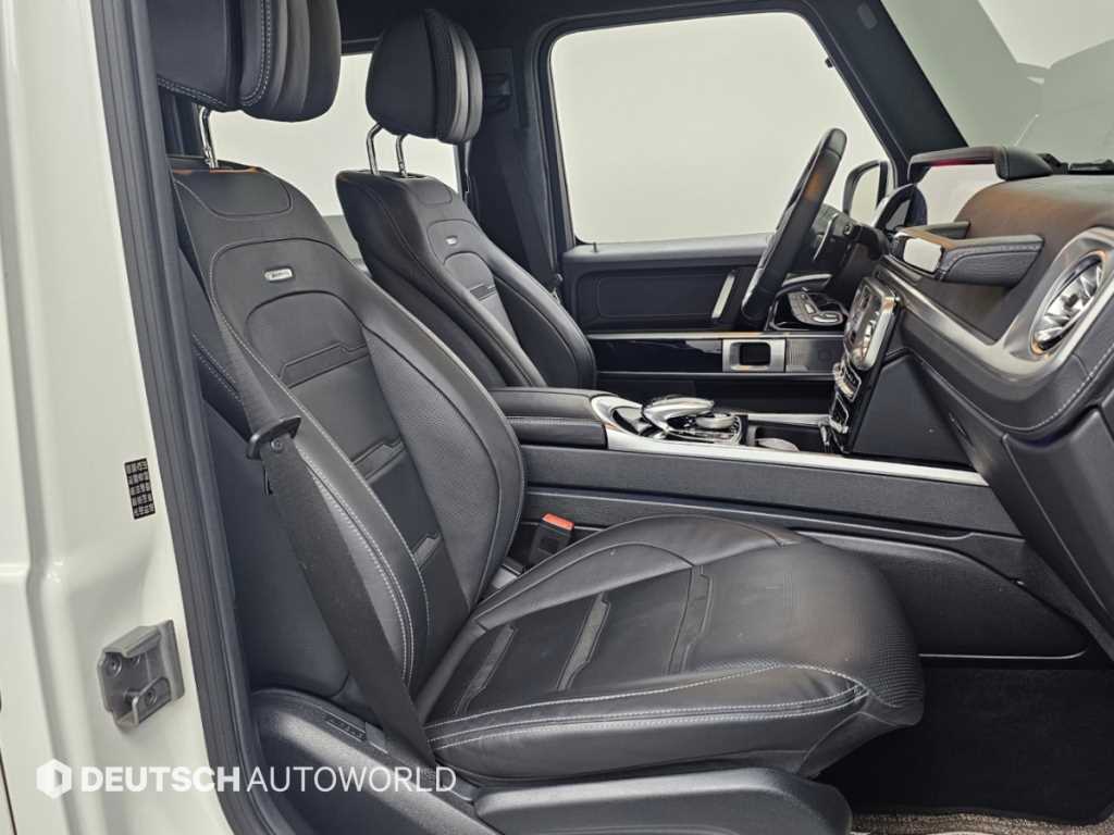Mercedes-Benz G-Class — photo 10