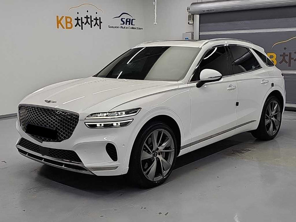 Genesis GV70 — photo 01