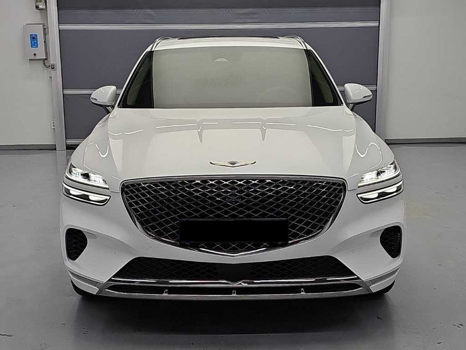 Genesis GV70 — photo 02