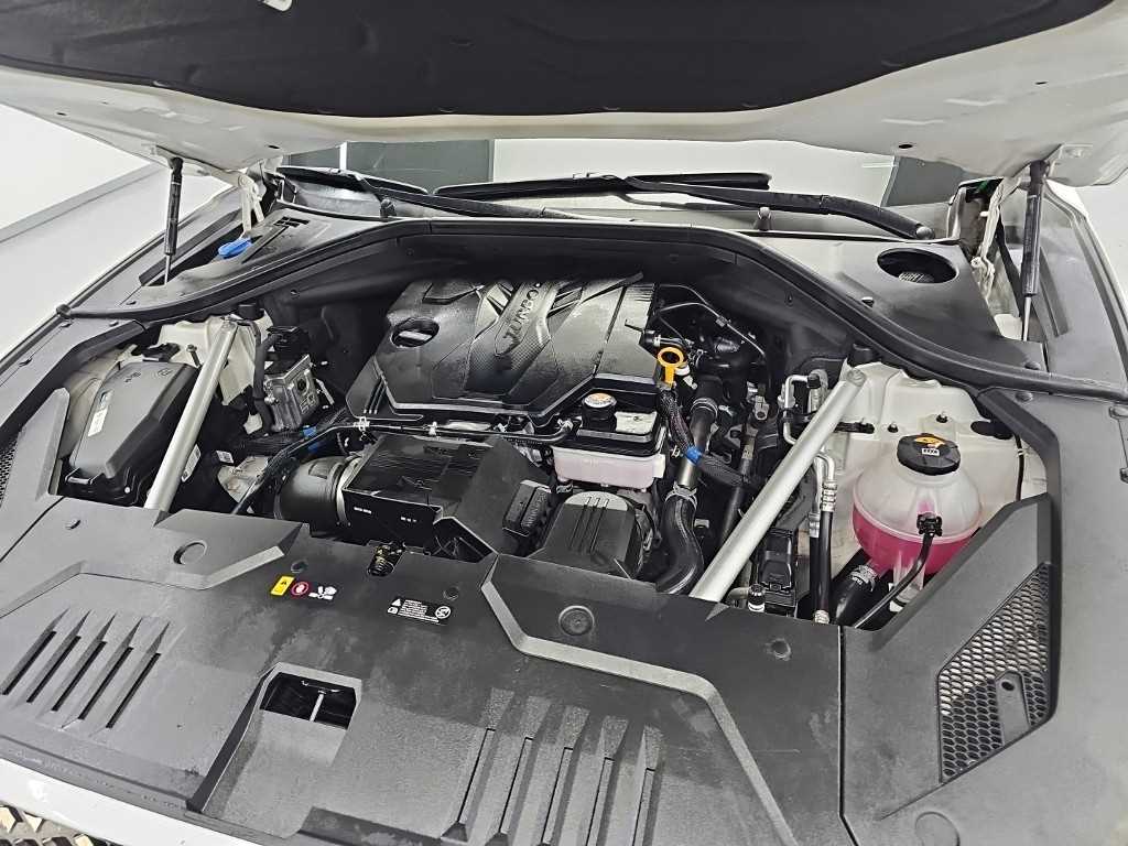 Genesis GV70 — photo 05