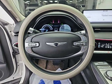 Genesis GV70 — photo 09