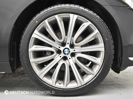 BMW 7-Series — photo 05