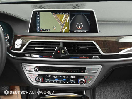 BMW 7-Series — photo 14
