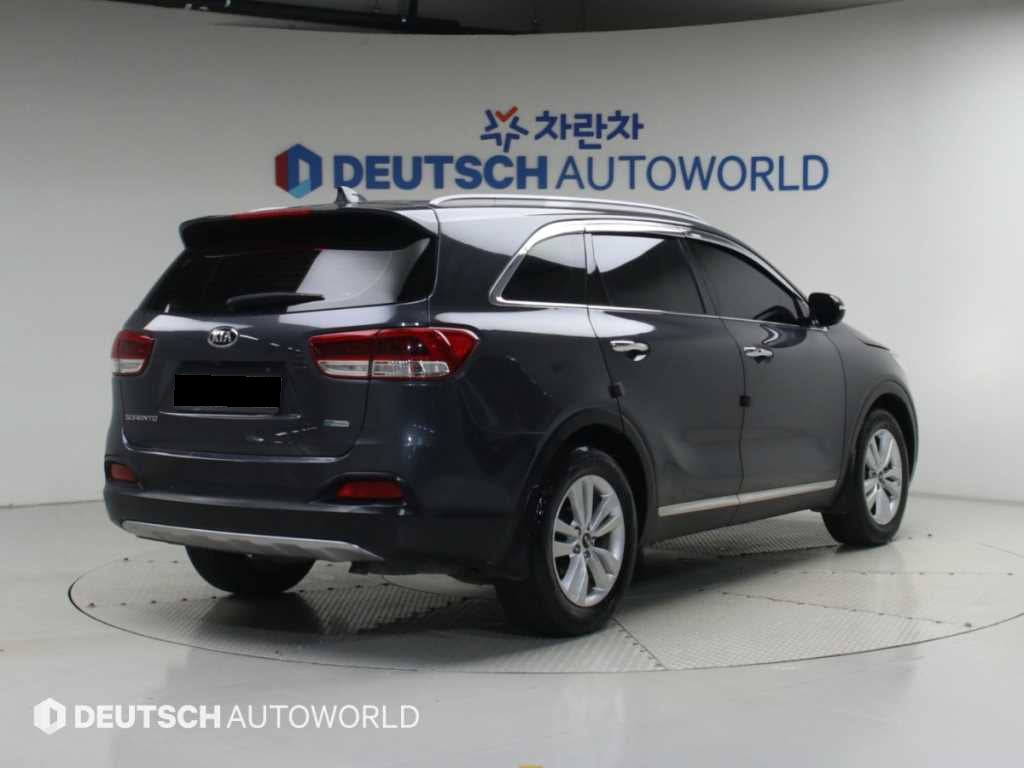 Kia Sorento — photo 02