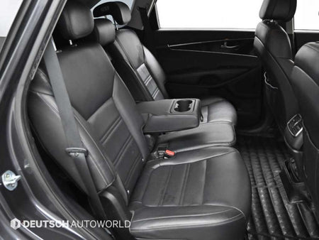 Kia Sorento — photo 12