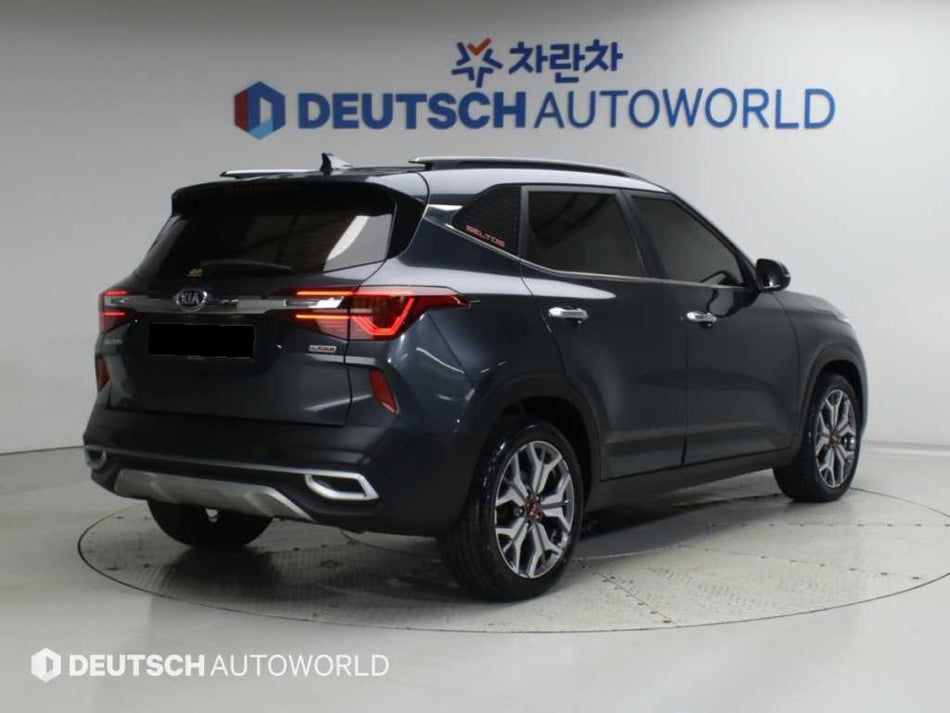 Kia Seltos — photo 02