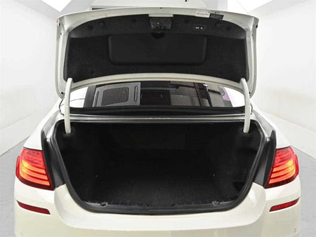 BMW 5-Series — photo 19