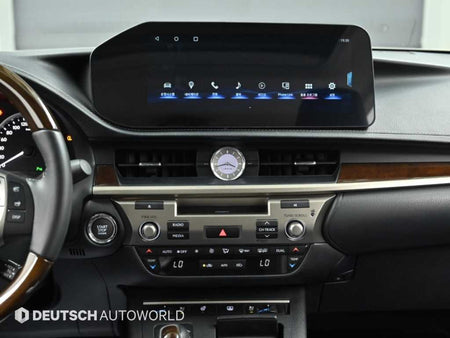 Lexus ES — photo 14