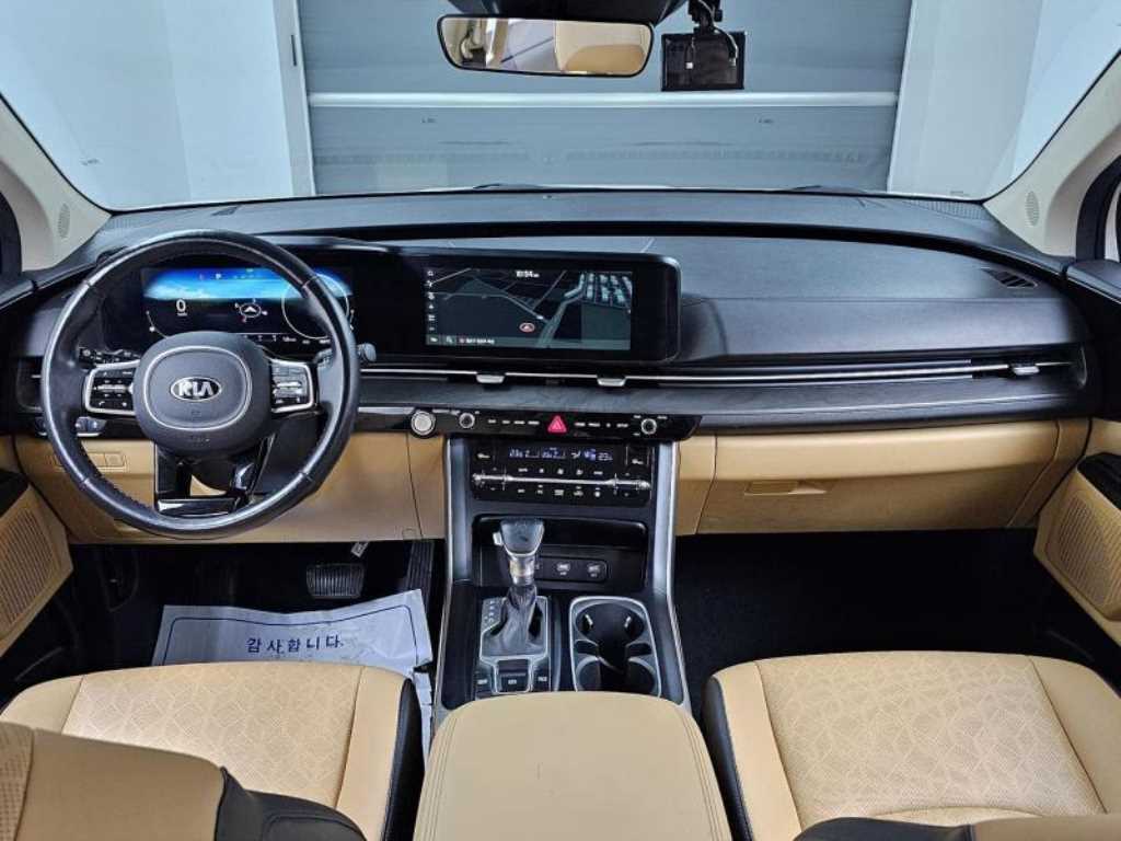 Kia Carnival — photo 07