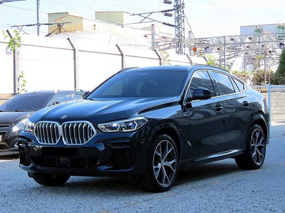 BMW X6 — photo 02