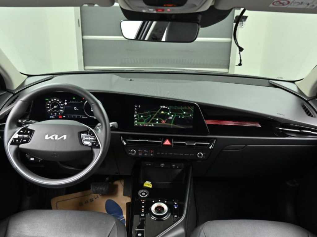 Kia Niro — photo 07