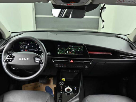 Kia Niro — photo 07