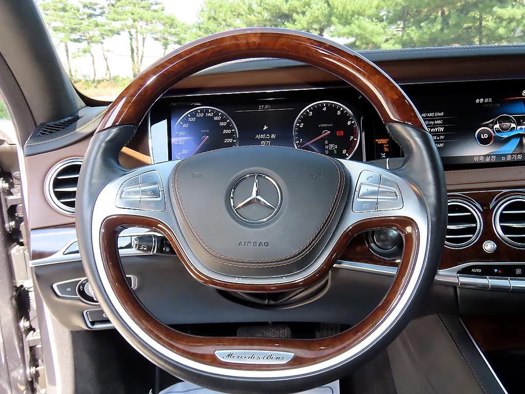 Mercedes-Benz S-Class — photo 08