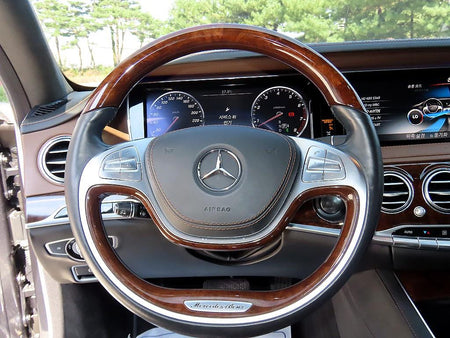 Mercedes-Benz S-Class — photo 08