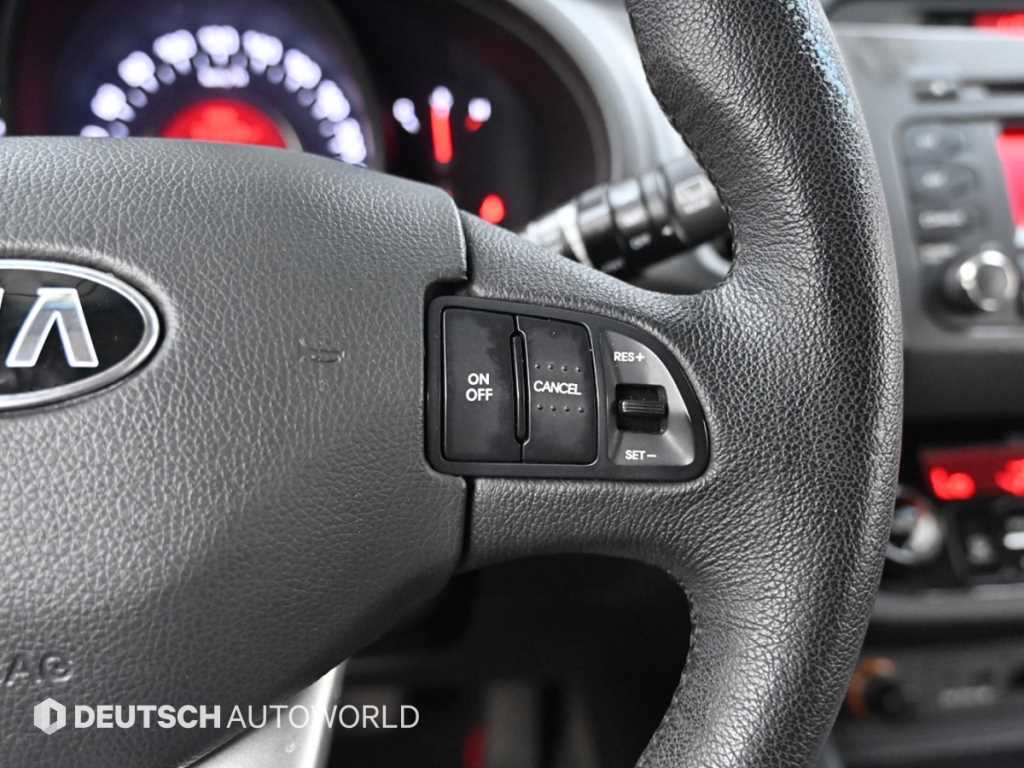 Kia Sportage — photo 17