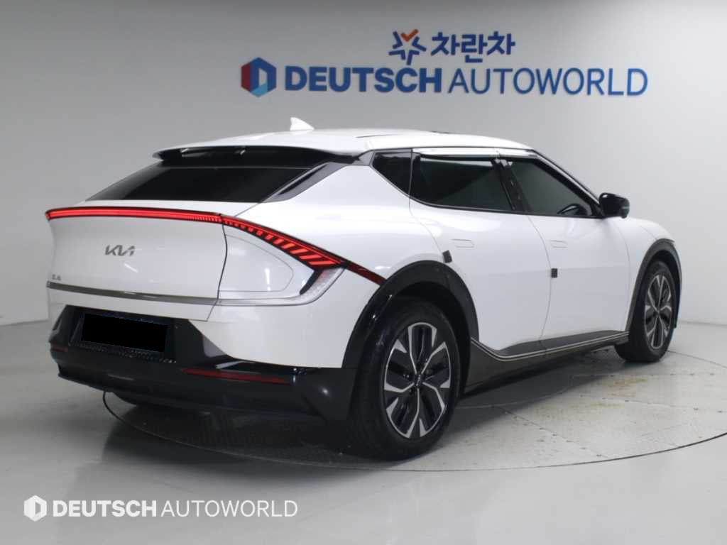 Kia EV6 — photo 02