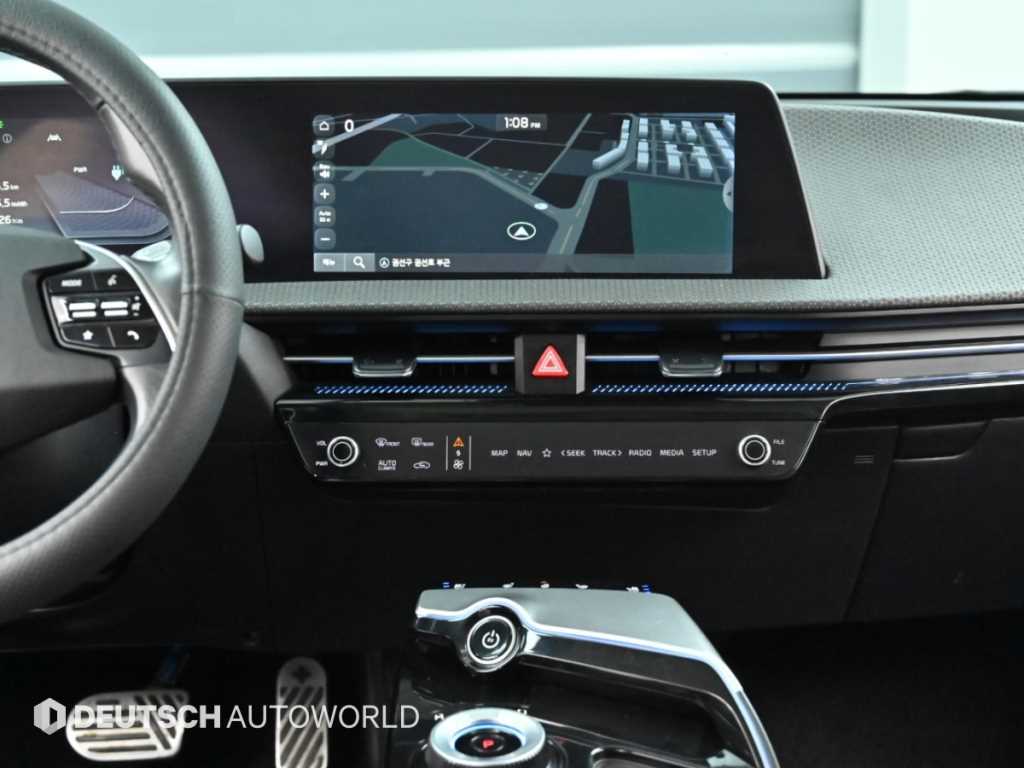 Kia EV6 — photo 14