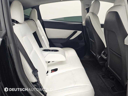 Tesla Model Y — photo 10
