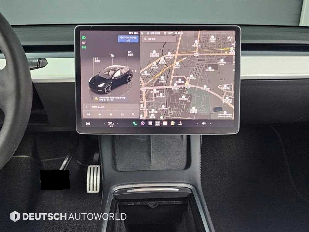 Tesla Model Y — photo 14