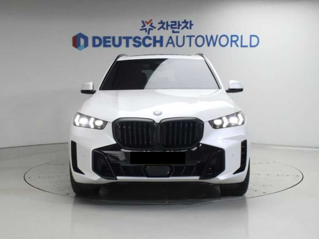 BMW X5 — photo 03