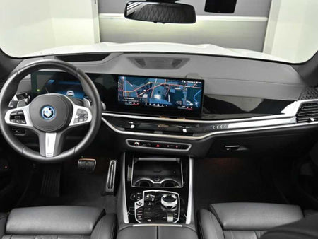 BMW X5 — photo 07