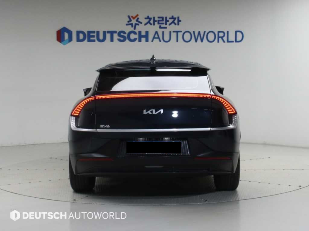 Kia EV6 — photo 04