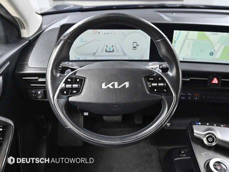 Kia EV6 — photo 13
