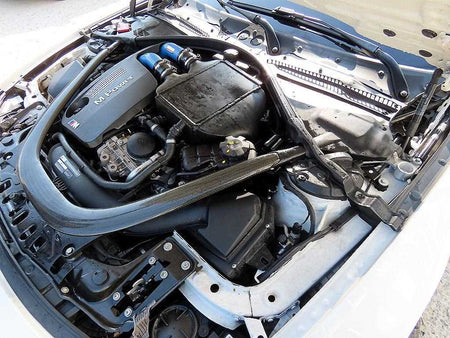 BMW M4 — photo 18