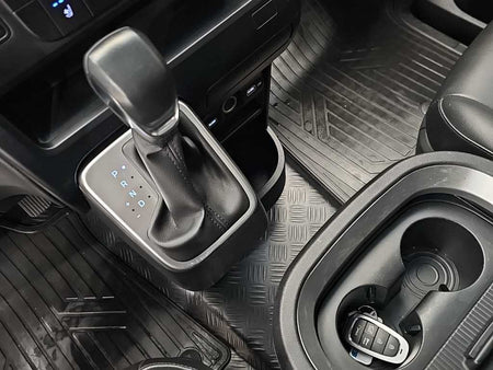 Hyundai Staria — photo 08