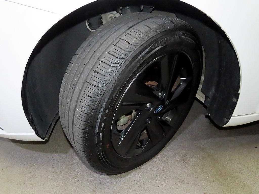 Hyundai Avante — photo 19