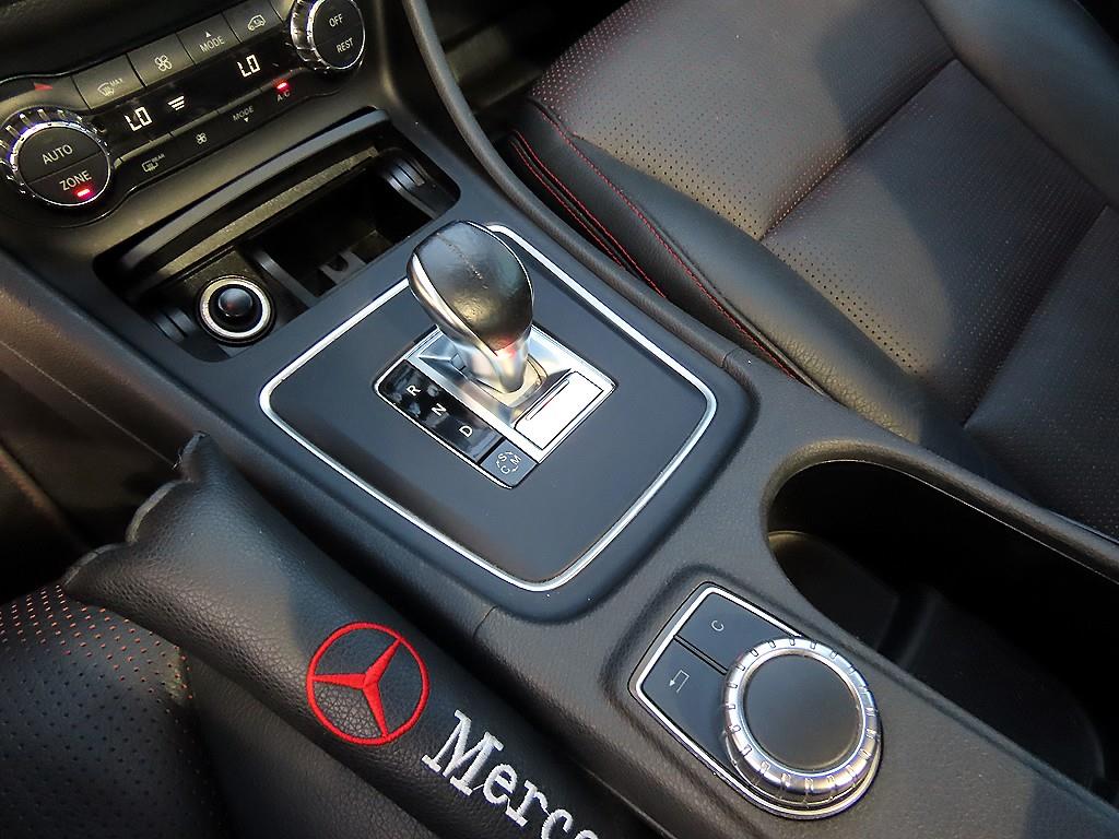 Mercedes-Benz CLA-Class — photo 11