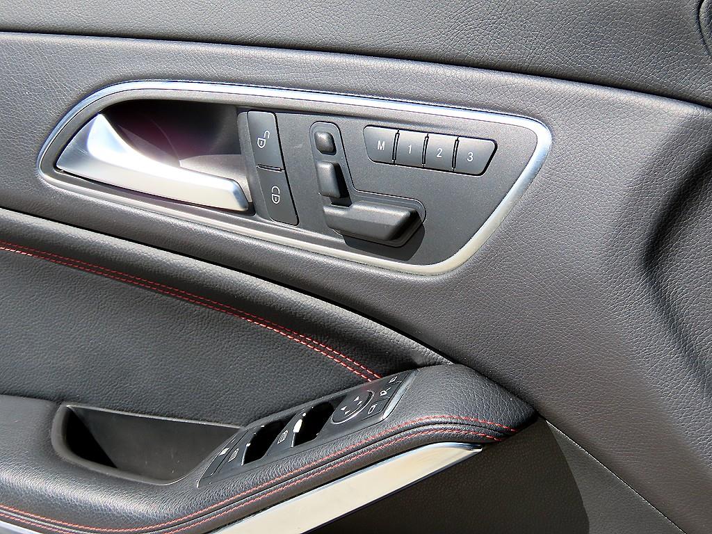 Mercedes-Benz CLA-Class — photo 12