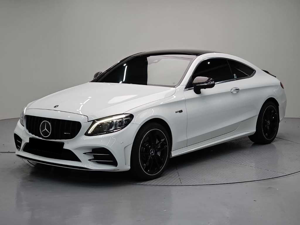 Mercedes-Benz C-Class — photo 01