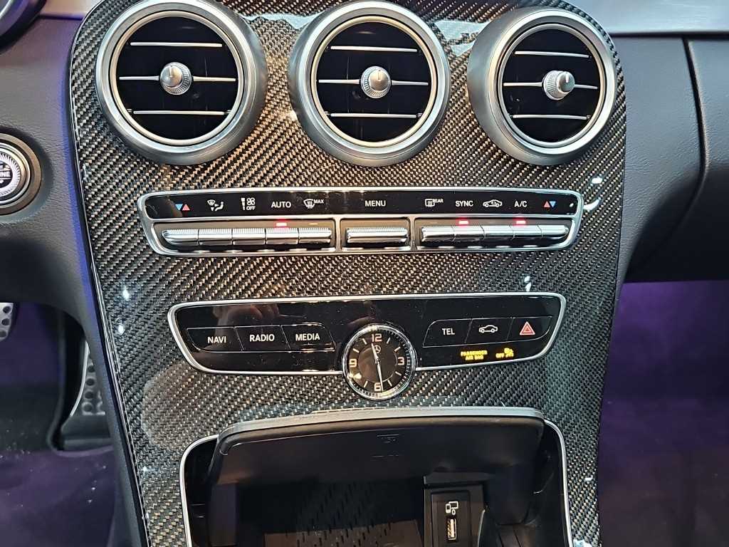 Mercedes-Benz C-Class — photo 10