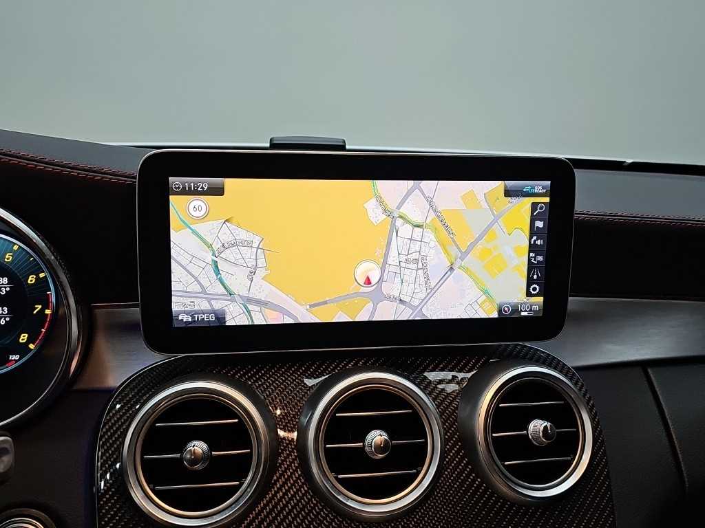 Mercedes-Benz C-Class — photo 14