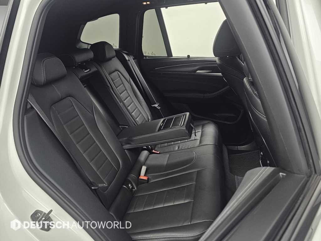 BMW X3 — photo 12