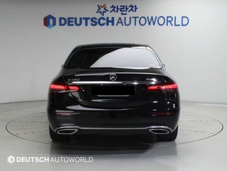 Mercedes-Benz E-Class — photo 04