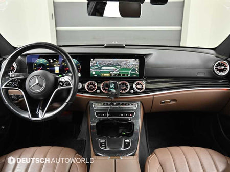Mercedes-Benz E-Class — photo 07