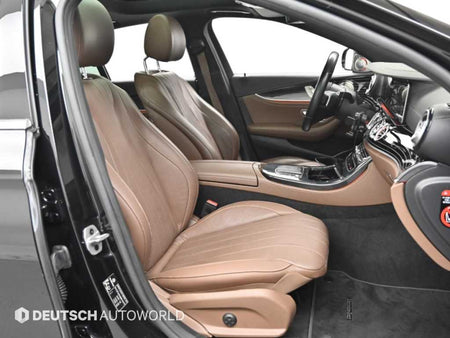Mercedes-Benz E-Class — photo 10